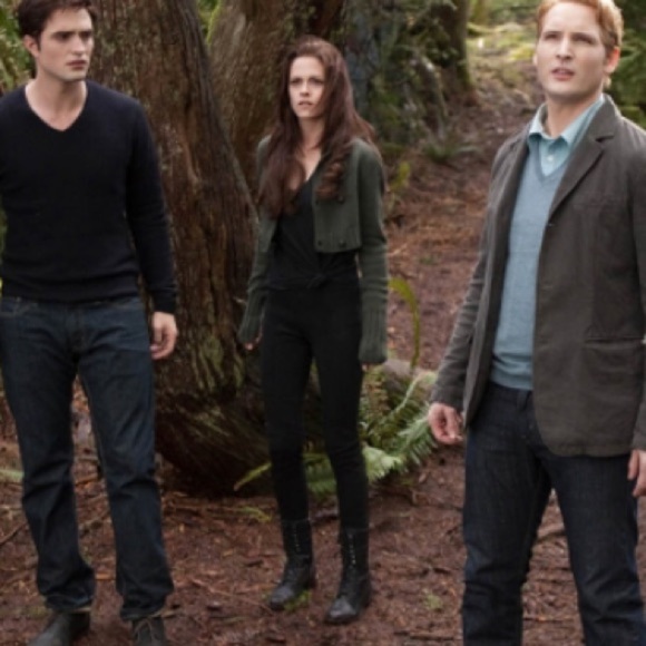 Guess Shoes - Guess Frollic military combat boots Bella Swan New